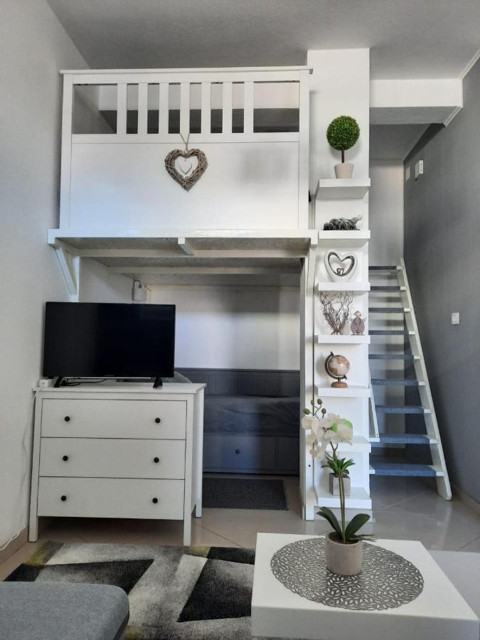 Apartment Gs Centar Gospić Esterno foto