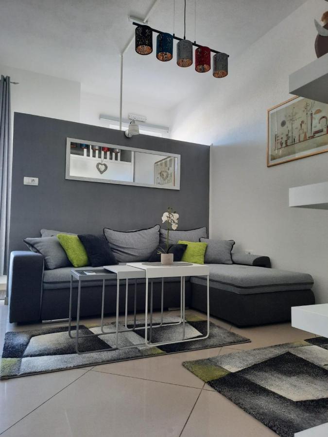 Apartment Gs Centar Gospić Esterno foto